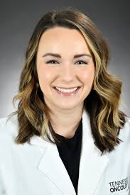 Amber Shoulders's Instagram, Twitter & Facebook