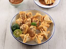 Bulatkan bakso dengan bantuan dua buah sendok makan. Luangkan Waktu 1 Jam Untuk Bikin Resep Batagor Enak Ini Bukareview