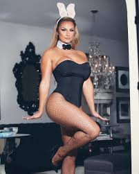 10 Female OnlyFans Accounts that are Owning 2021 | eBaums World