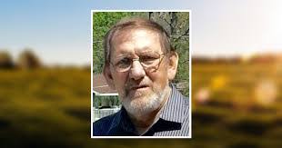 Corinne Farley's Instagram, Twitter & Facebook