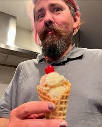 Waffle cones really take it from oh, ice cream to oh yeah, ice cream!  Tested out a🍦 recipe from @drawfour this weekend and I'd say I'd make it  again but we have