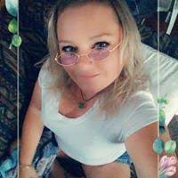 Betty Sprouse's Instagram, Twitter & Facebook