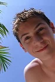 Malcolm in the Middle" Water Park (TV Episode 2000)