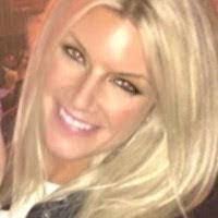 Vicki Rhoads's Instagram, Twitter & Facebook