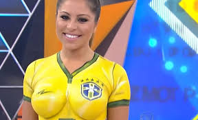 Похожие запросы для body paint football girls. Brazil Football Soccer Body Paint Girl Badchix Magazine