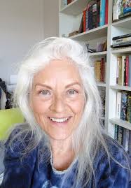 Celebrate International Snow Leopard Day with Taza, Potter Park Zoo's  6-year-old male snow leopard! Scientists estimate that there may only be  between 3,920 and 6,390 snow leopards left in the wild. Learn