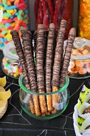 Blocks of ice cream in every flavor you can think of, apple pies, treacle tarts, chocolate eclairs and jam doughnuts, trifle, strawberries, jelly, rice pudding. The Baker Upstairs 7 Magical Harry Potter Inspired Halloween Treats
