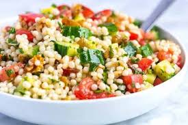 La Meilleure Recette Facile De Salade De Couscous Aux Legumes Recipe In 2020 Couscous Salad Couscous Salad Recipes Vegetable Salad Recipes