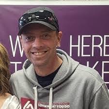 Brett Durant's Instagram, Twitter & Facebook