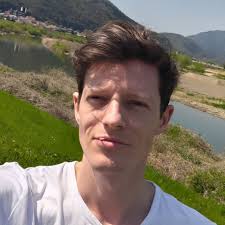 Can someone host me in Osaka, Japan for a few days?