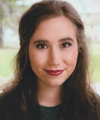 Sarah Fore's Instagram, Twitter & Facebook