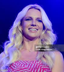 9,760 Tango Stage Stock Photos, High-Res Pictures, and Images