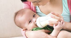 Mix it properly first, and then do a cocktail of 25% formula 75% breastmilk. Introducing Your Breastfed Baby To The Bottle Or Cup Babycenter