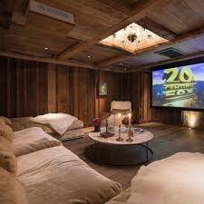 Justin Bieber On Instagram This Movie Room Is Insane Not Mine Netflix And Chill Salle De Cinema Maison Maison Interieur Maison