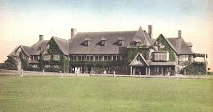 Throwback To The Vintage Maidstone Club Throwback Vintage Maidstoneclub Maidstone Hamptons Easthampton Newyo The Hamptons Maidstone Old Victorian Homes