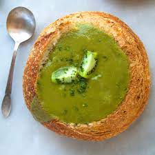 Roasted Green Tomato Basil Soup In Sourdough Recipe Recipe Green Tomato Recipes Tomato Recipes Tomato Basil Soup