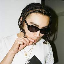 Pin By Noa Sliwa On Archive 02 Mens Braids Square Sunglasses Women Girl Hairstyles