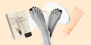 Super thick hard skin scrapping ***extreme callous removal***. 12 Best Foot Creams For Dry Feet And Cracked Heels In 2020