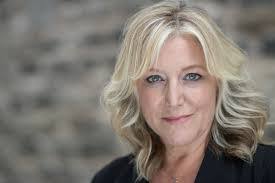 Mary Mccann's Instagram, Twitter & Facebook