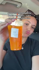 Sparking Vs Lemonade Refresher Dunkin