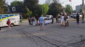 York regional police have released an image of a suspect vehicle in connection with a richmond hill shooting on friday that left one man dead. Police Investigating Richmond Hill Shooting That Sends 1 Man To Hospital Toronto Com