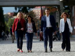 Pedro sánchez se marchará de vacaciones del 2 al 23 de agosto junto a su família al palacio de pedro sánchez ha elegido una vez más este palacete en huelva, con dieciocho habitaciones, en. Pedro Sanchez Un Pieza Hasta Que Conocio A Su Mujer Loc El Mundo