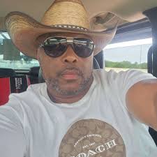 Bespoke #Tesla #CyberTruck #Cyberbeast #SpokesAndvogues