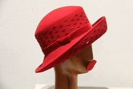 Maybe you would like to learn more about one of these? Chapeau Femme Type Capeline Feutre Merinos Rouge T 55 A T 58 Les Ateliers D Art