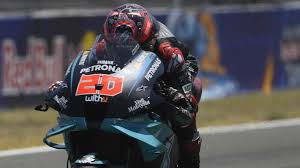 The 2020 fim motogp world championship was the premier class of the 72nd f.i.m. Motogp 2020 Quartararo Finally Turns Pole Into Victory Error Strewn Marquez Injured