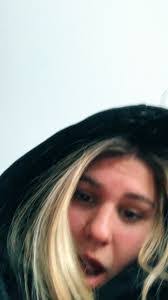 Deanna Barker's Instagram, Twitter & Facebook