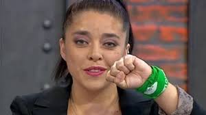 Want info on bessie gallardo? 24horas On Twitter Ultimominuto Bessy Gallardo Se Descompenso Hoy Por Su Troleo En Twitter Y Llego A Urgencia Del Hospital Militar Atiendame Ya Porque Soy Autoridad De La Republica Https T Co Vzagadwmeb