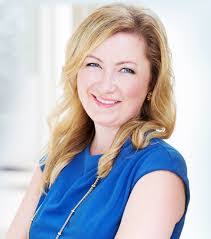 Amanda Cawthon's Instagram, Twitter & Facebook