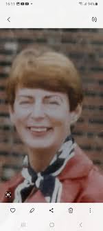 My mom should have been an 80s movie star ✨