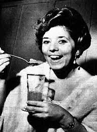 Wilma de angelis negli anni settanta intraprese anche la carriera di conduttrice televisiva. Wilma De Angelis Wikipedia