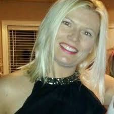 Julie Scanlan's Instagram, Twitter & Facebook