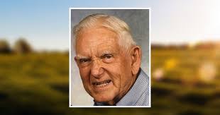 Dollie Lowery's Instagram, Twitter & Facebook