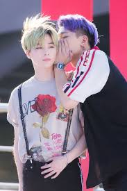 Look At How Big Jiwons Hand Is Next To Jinhwans Head Selebritas Gambar Romansa