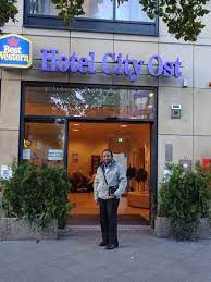 A good location and right by samariterstrasse station. Just Outside The Hotel Picture Of Best Western Hotel City Ost Berlin Tripadvisor