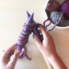 The complete guide to using the right sized crochet hook or knitting needle with the right weight yarn. Ombre Knitting Needles Crochet Hooks
