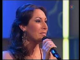 Sandra Cabrera "La virgen de la Macarena"