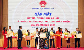 Bộ ba siêu trí nhớ nhí nhận học bổng tú tài quốc tế 54 phút trước. Misa Vinh Dá»± Nháº­n Báº±ng Khen Cá»§a Bá»™ TrÆ°á»Ÿng Bá»™ Giao Dá»¥c Va Ä'ao Táº¡o