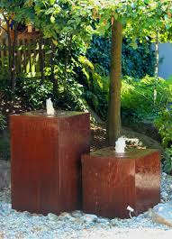 Wasserspiel Cortenstahl Duo Gartenbrunnen Im Modernen Edelrost Design Zierbrunnen Made In Germany By Brunnenschmi Gartenbrunnen Cortenstahl Wasserfall Garten
