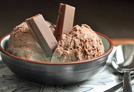 Ikuti cara membuat es krim rumahan sekaligus membuat es krim tanpa alat ini. 5 Resep Es Krim Chocolatos Beng Beng Silver Queen Oreo Resep Cara Masak