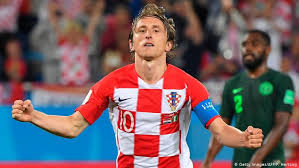 While he is a star today, his life was far from easy as a youngster. Luka Modric Geliebt Und Gehasst Sport Dw 12 07 2018