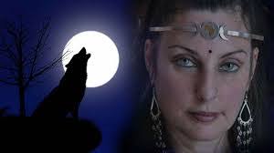 Donna Vos's Instagram, Twitter & Facebook