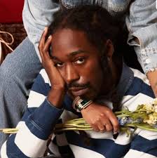 Stephen Curry trolling Tari Eason who rocked a "Warriors Come Out To Play"  shirt, referencing the scene from the movie “The Warriors”