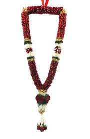 Online Florist For Indian Flowers Garlands Strings Leaves Gajara And More Flower Garland Wedding Indian Wedding Garland Garland Wedding Decor