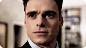 Als bodyguard der britischen innenministerin julia montague (keeley hawes) gerät david budd (richard madden) zwischen die fronten von politik und terror. Bodyguard Trailer Season 1 2018 Bbc Series Youtube