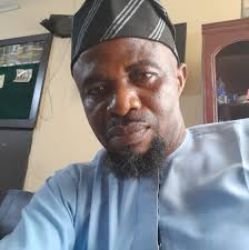 Them don borrow me car again...