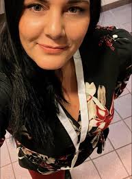 Body check! Mirror selfie! U want more?